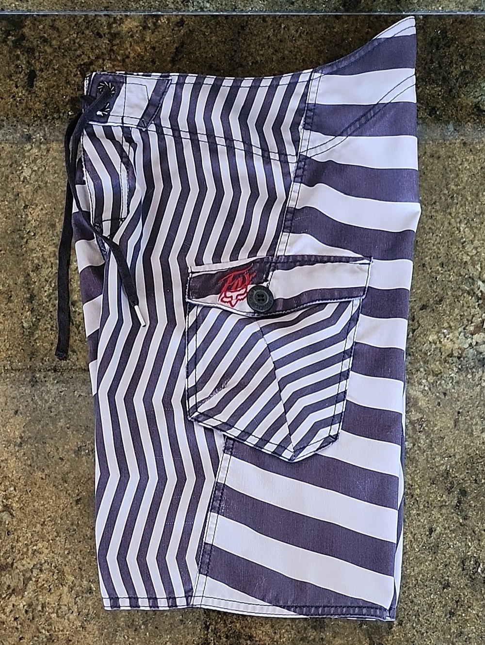 Fox Racing Deluxe Board Shorts Swim Trunks with Embroidered Logos - Youth 10 - Picture 3 of 9